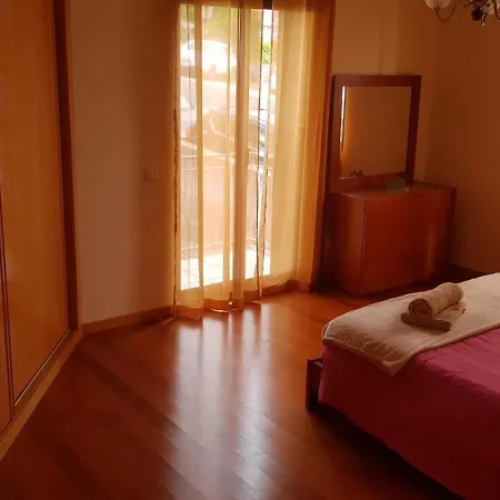 Remarkable 3-bed House In