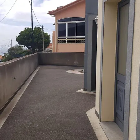Remarkable 3-bed House In Machico (Madeira)